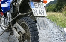 http://www.habiafrica.de/wp/wp-content/uploads/2012/05/Reifenpanne-auf-der-Carretera-Austral_1.jpg