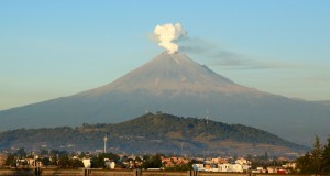 http://www.habiafrica.de/wp/wp-content/uploads/2015/11/14.Der-Vulkan-Popocatepetl-bei-Puebla-Mexico_21.jpg