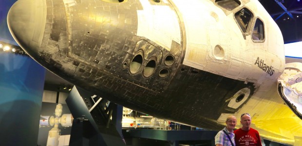 http://www.habiafrica.de/wp/wp-content/uploads/2015/12/17.-Spaceshuttle-Atlantis-im-Kennedy-Space-Center-Florida_2.jpg