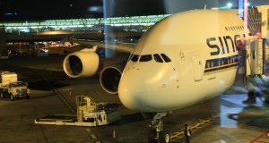 http://www.habiafrica.de/wp/wp-content/uploads/2015/12/52.-unser-Flieger-von-New-York-nach-Frankfurt-ein-A380_2.jpg